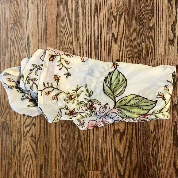 White floral dress forever 21 - Picture 6 of 6